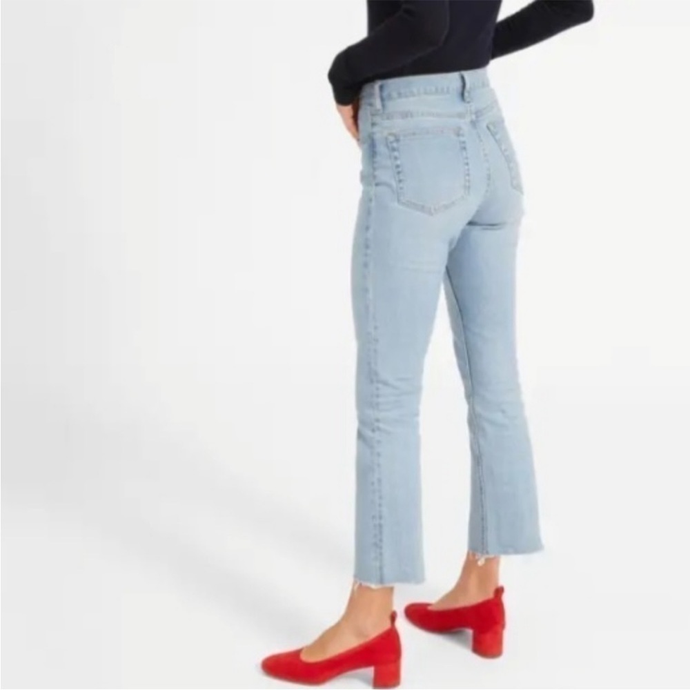 Everlane Kick Crop High Rise Raw Hem Light Wash Denim Blue Jeans Size 26 Regular